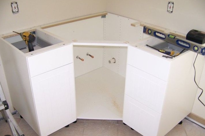 under sink corner unit