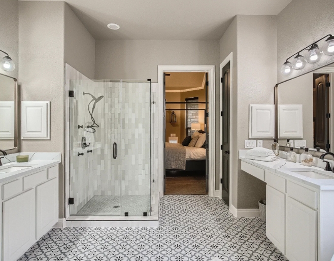 master bathroom layout