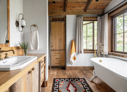 Cozy Cabin Bathroom Decor Inspiration