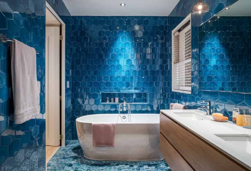 Blue Bathroom Tile Ideas for Cool Spaces