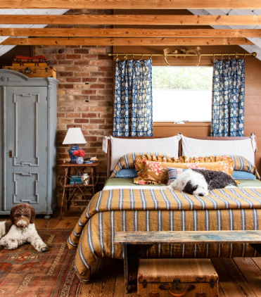 Distressed Wood Furniture in Classic Farmhouse Rooms