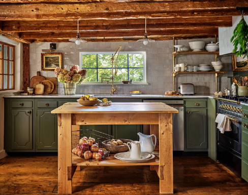 Farm Design Built Around Reclaimed Wood Furniture