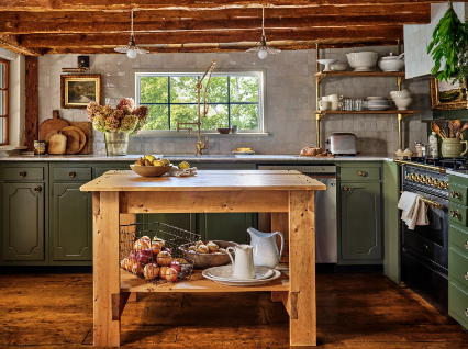 Rustic farmhouse kitchen open shelving styling tips