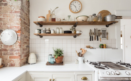 Budget-friendly farmhouse kitchen open shelving ideas