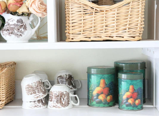 Farmhouse kitchen open shelving styling with baskets