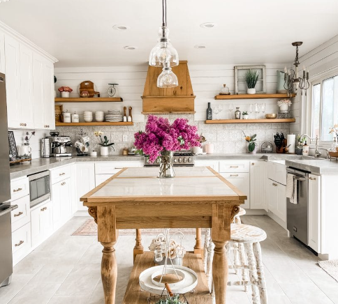 Farmhouse kitchen open shelving for functional design