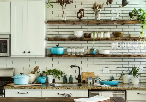 Farmhouse kitchen open shelving with metal brackets design