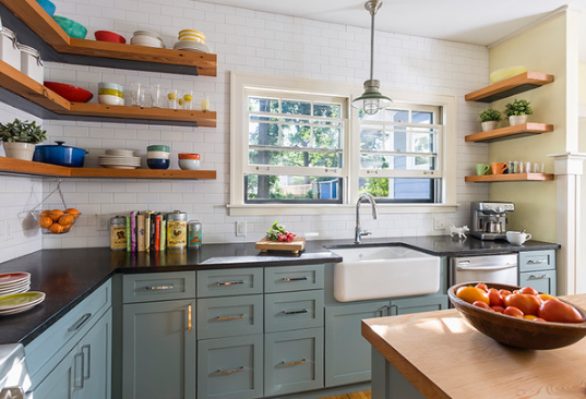 Farmhouse kitchen open shelving for beautiful kitchen design